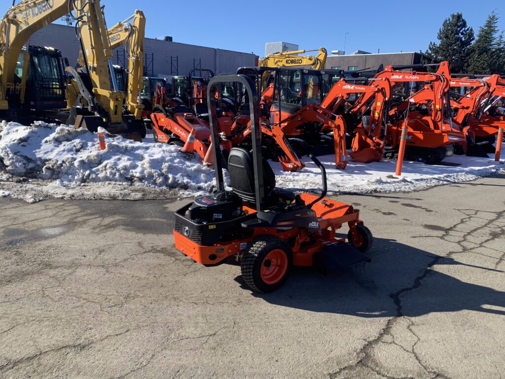Kubota Z232KW-42 Zero Turn Mower 1