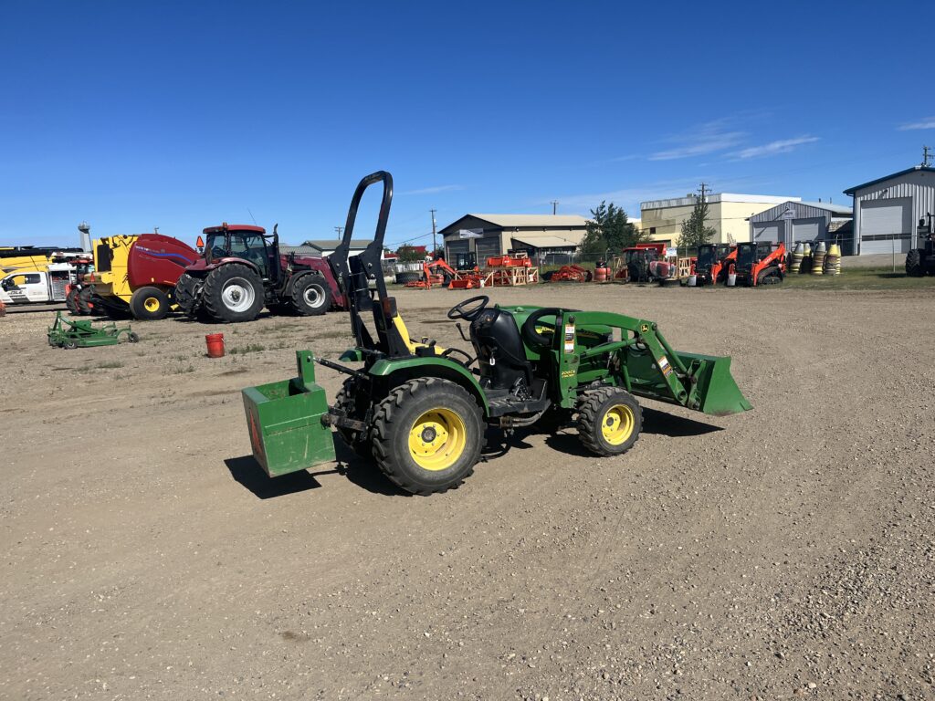 2011 John Deere 2320 Compact Tractor 5