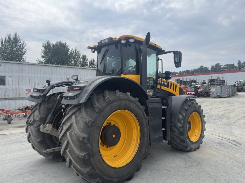 2016 JCB 8330 Fast Trac 2