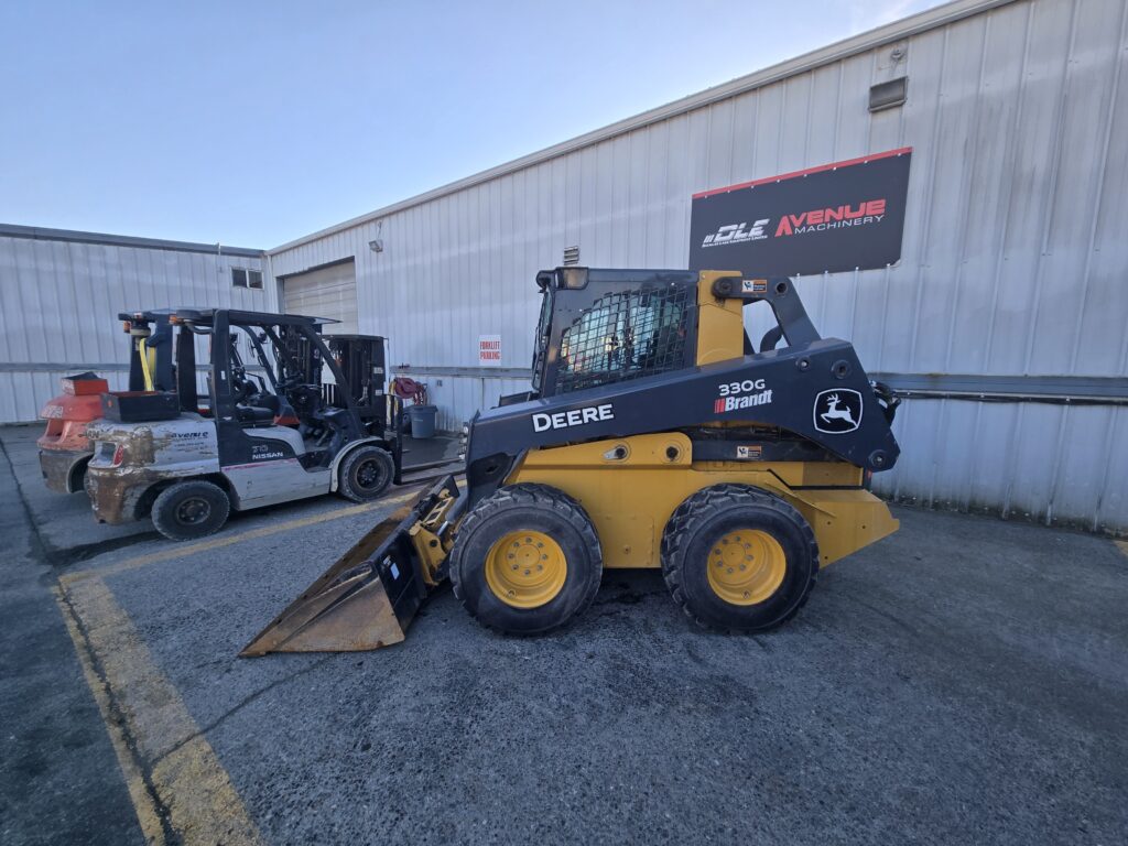 2021 John Deere 330G Skid Steer 1