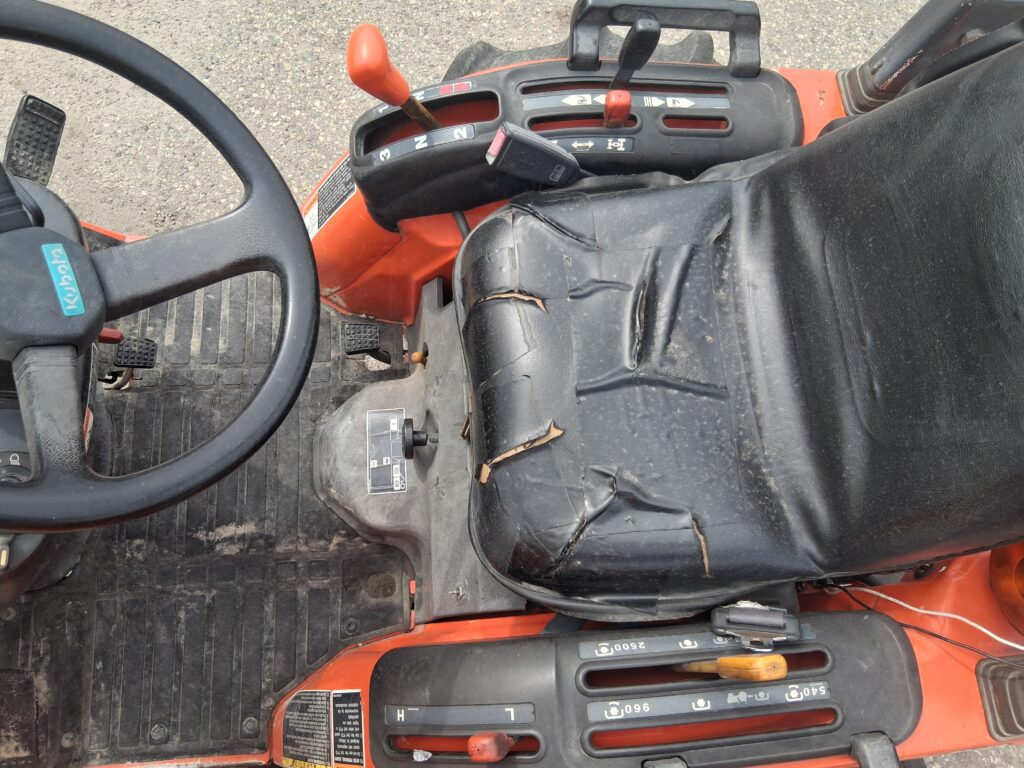 Used Kubota B7510 Tractor 6