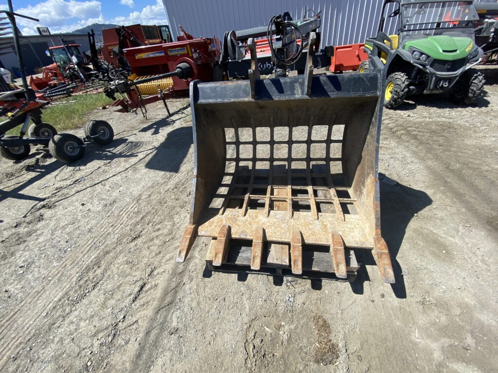 TNT 54