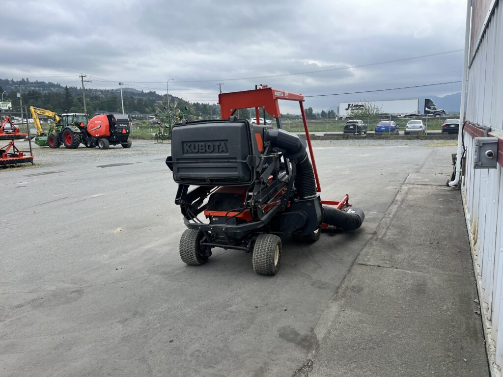 2005 Kubota F3560 Front Mount Commercial Mower 1