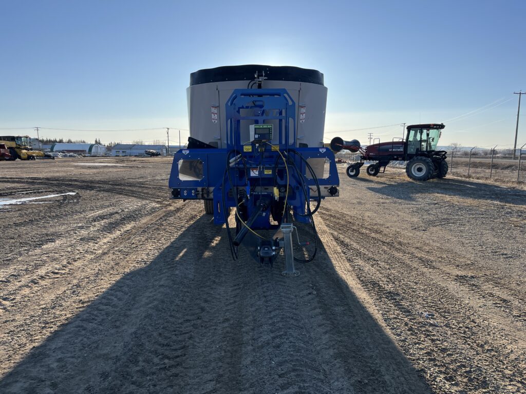 2023 Penta 8030 Mixer wagon 1