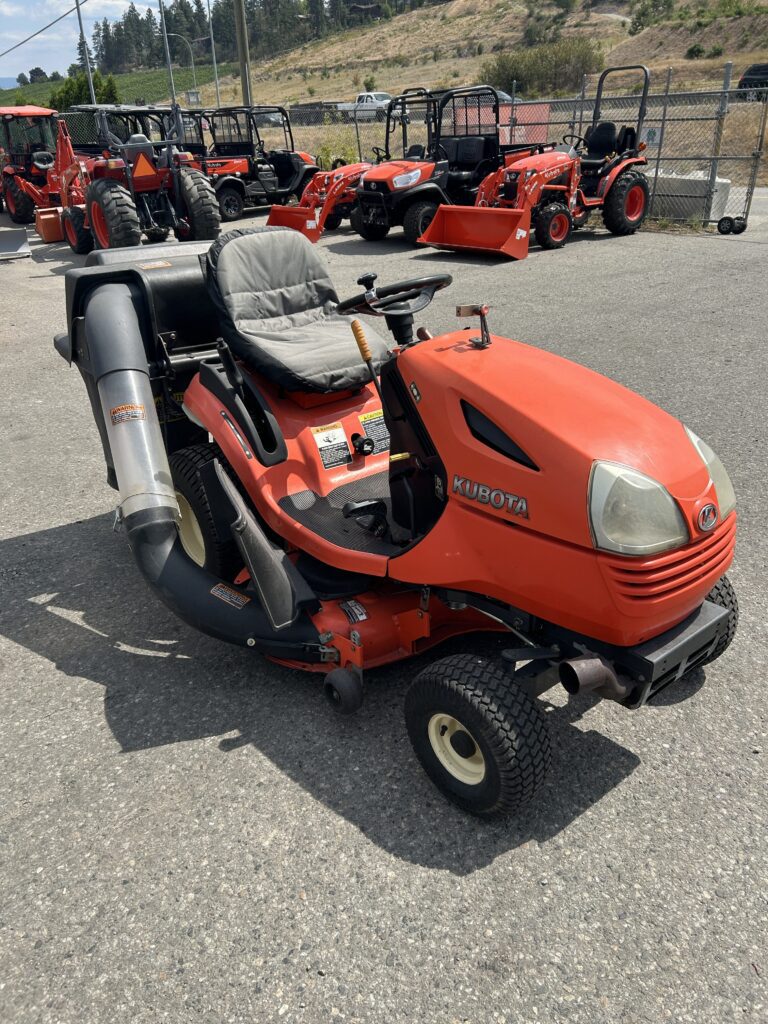 2008 Kubota T2080 Lawn Tractor 1