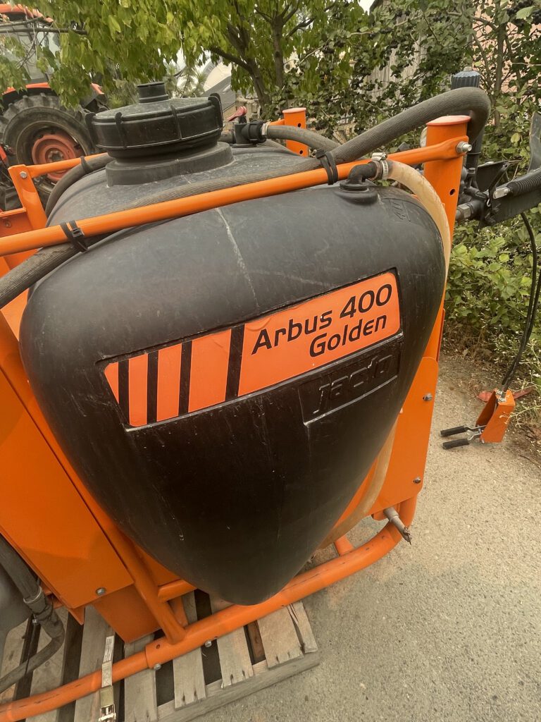 Arbus 400 Golden 1