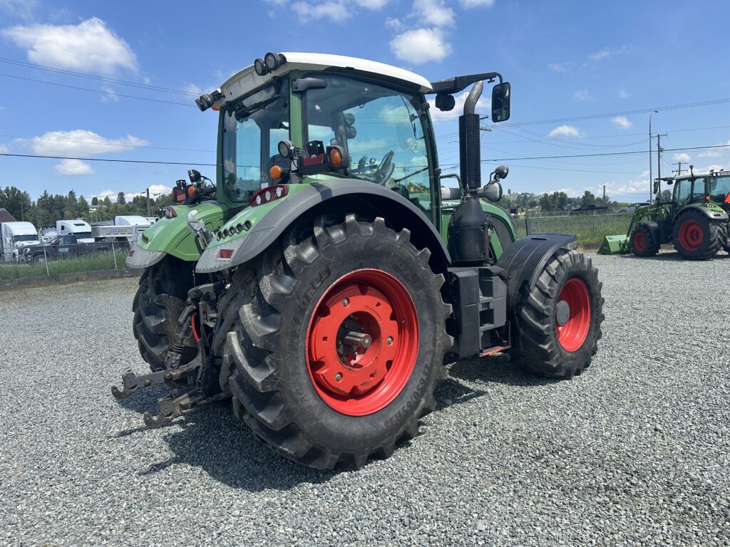 2012 Fendt 718 Tractor 4