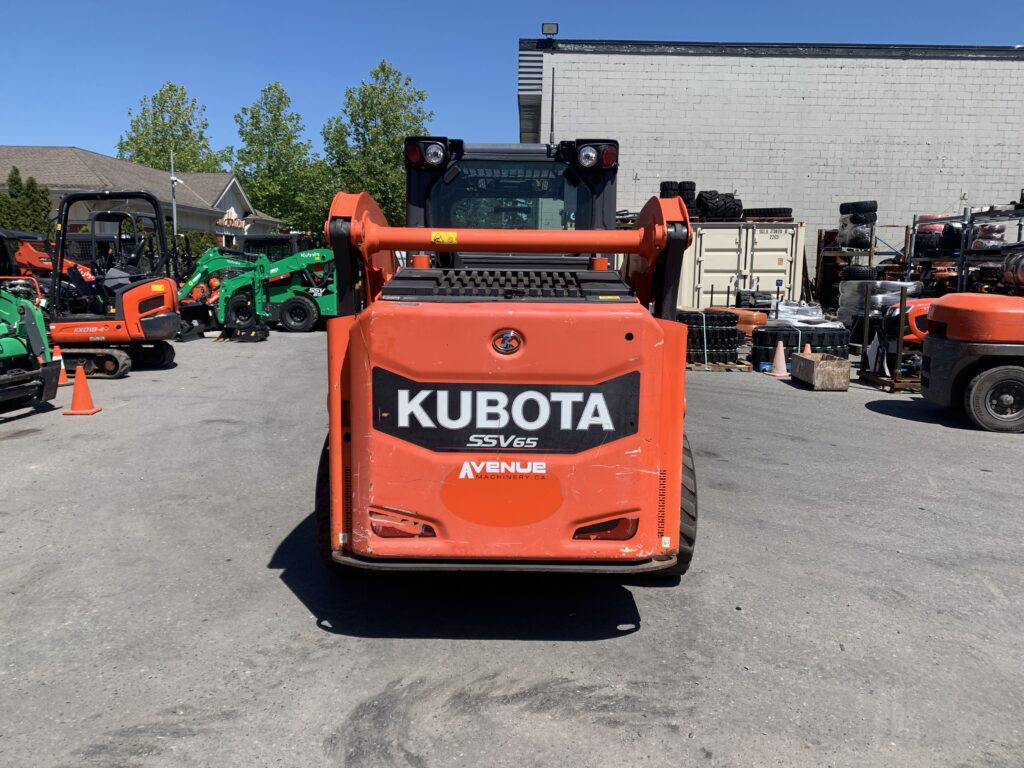 2016 Kubota SSV65HFRC Skid Steer 1