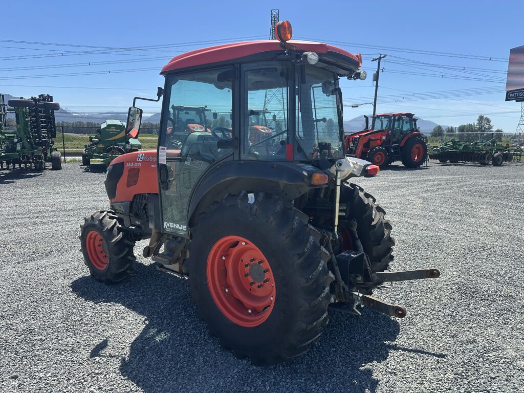 2021 Kubota M4N-071HDCC12 2