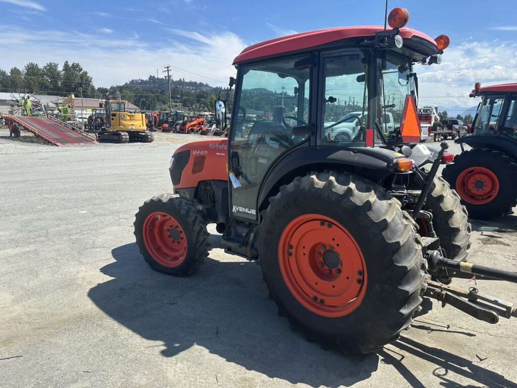 2022 Kubota M4N-071HDCC12 Tractor 1