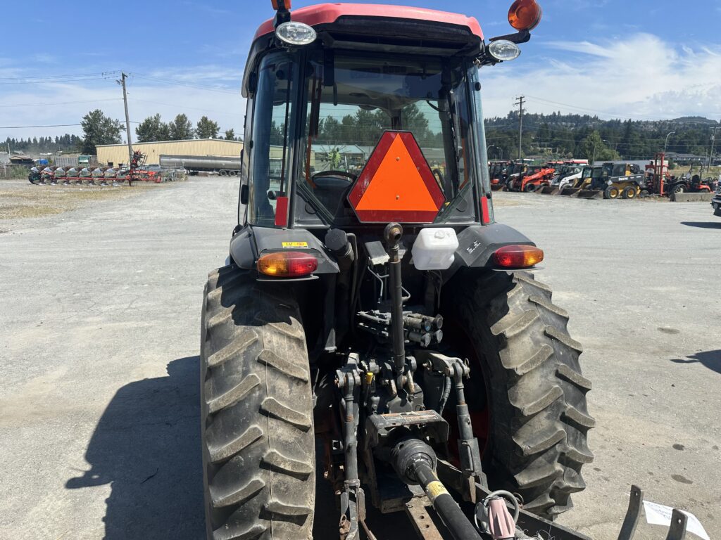 2022 Kubota M4N-071HDCC12 Tractor 2