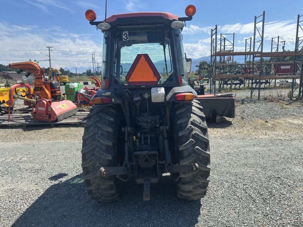 2022 Kubota M5N-111HDCC12 Tractor 2