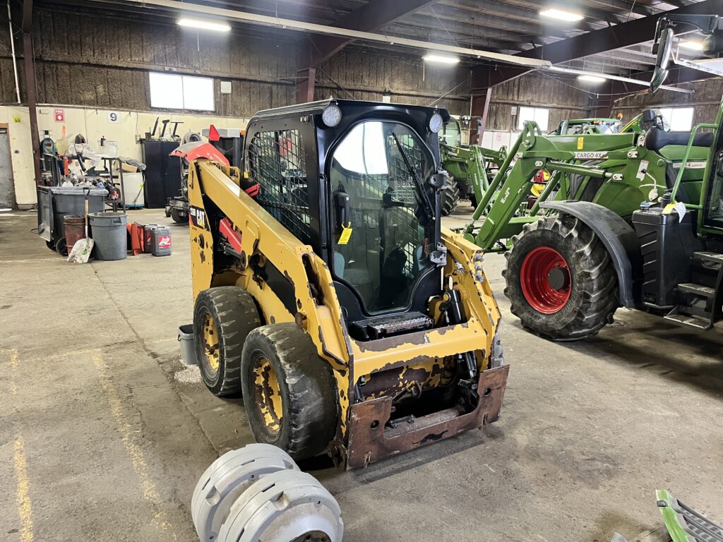 2015 Cat 226D Skid Steer