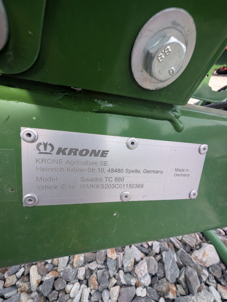 Krone Swadro TC-880 Center-Delivery Rake 5