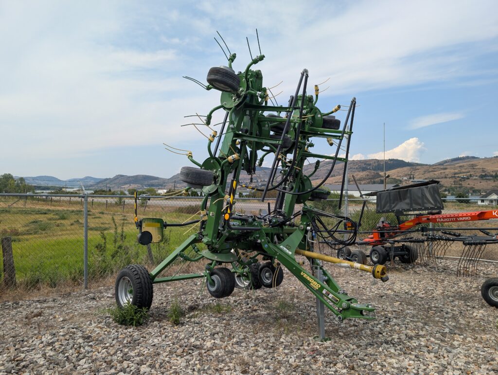 Krone Vendro T900 DB Rotary Tedder