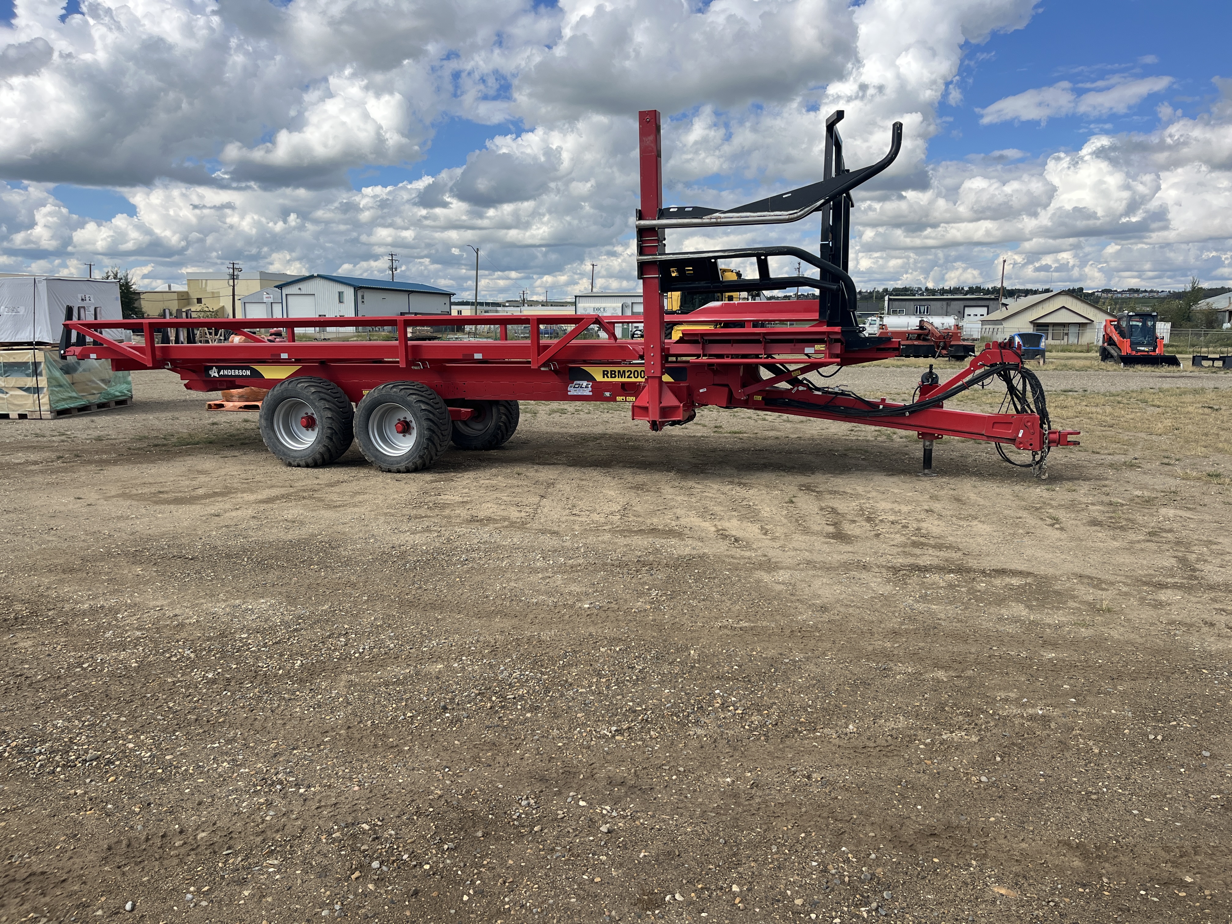 2020 Anderson RBM2000 self-loading round bale carrier 2