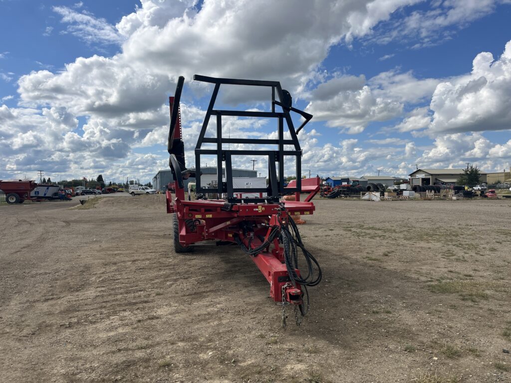 2020 Anderson RBM2000 self-loading round bale carrier 1