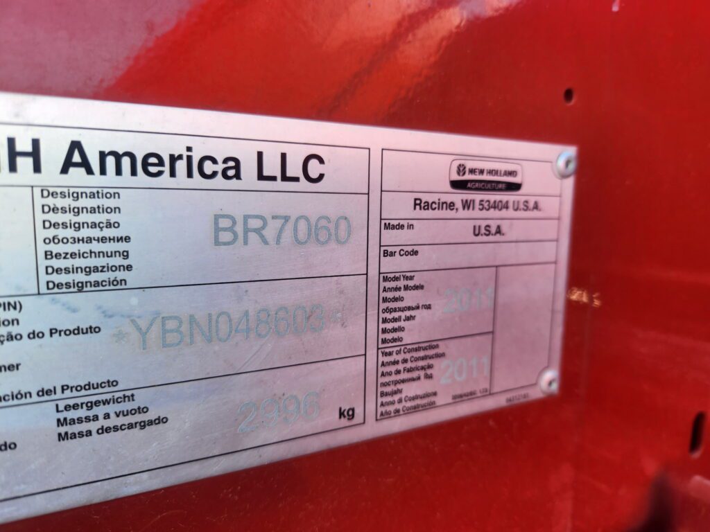 2011 New Holland BR7060 baler 7