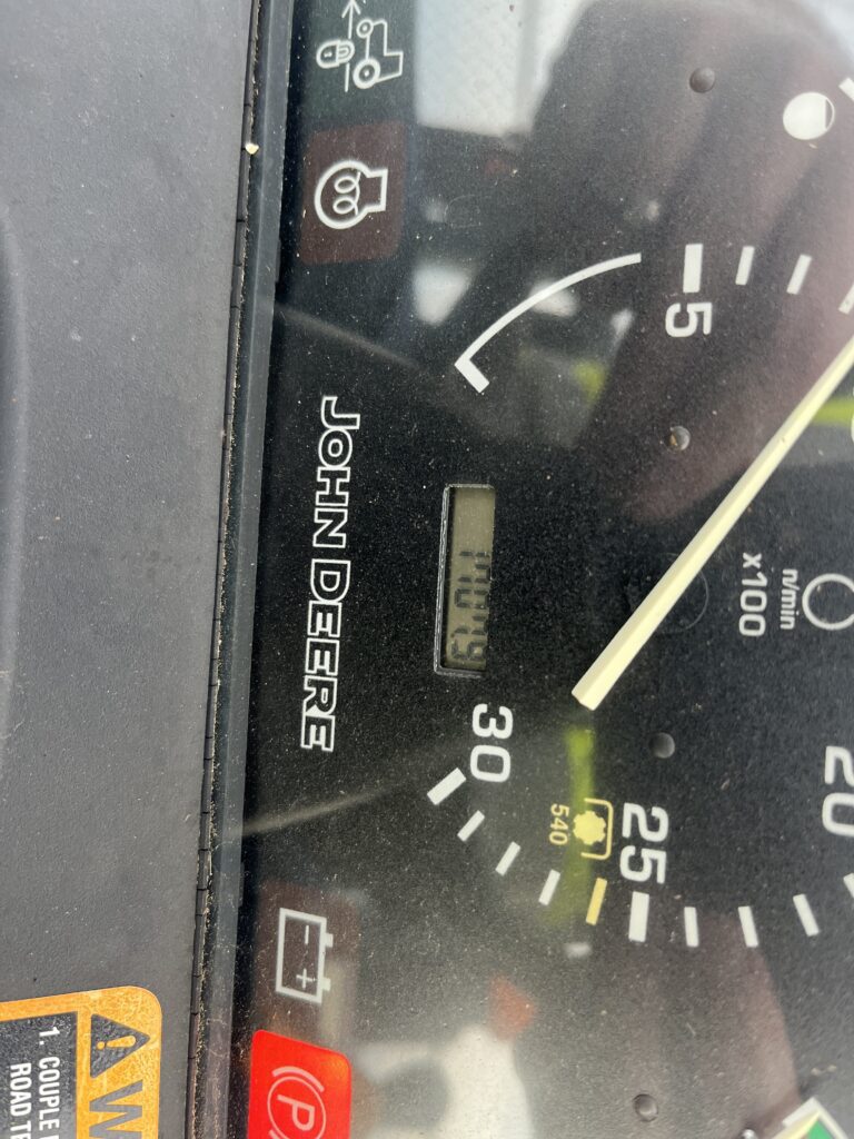 2002 John Deere 4210 tractor 6