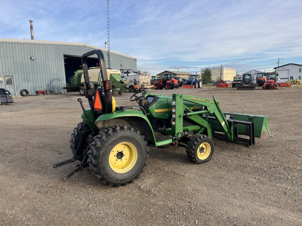 2002 John Deere 4210 tractor 3