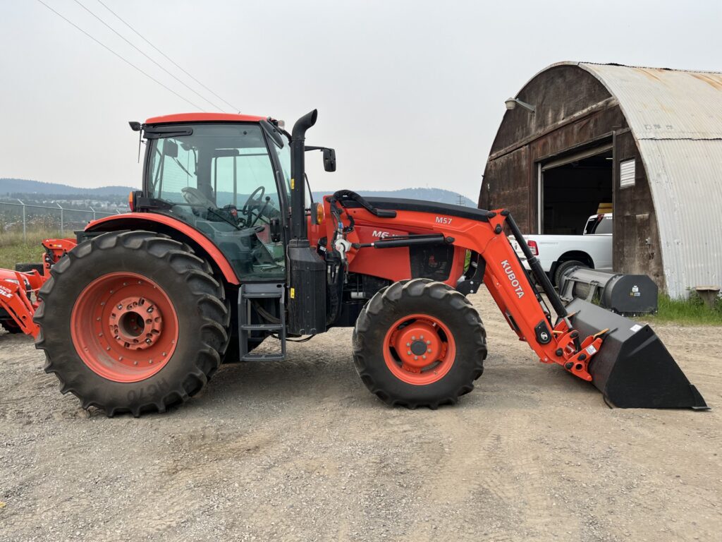 2024 Kubota M6-131DTCC-F Tractor 3