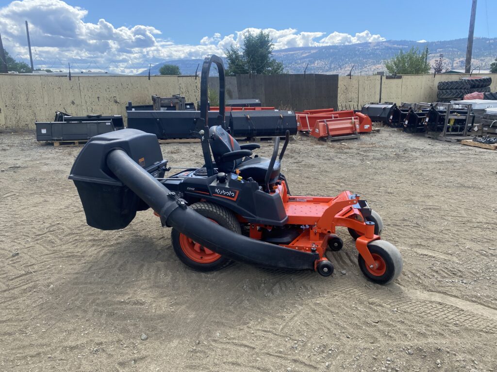 2023 Kubota Z242KW-48 Zero turn Mower 2