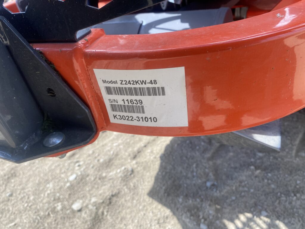2023 Kubota Z242KW-48 Zero turn Mower 4