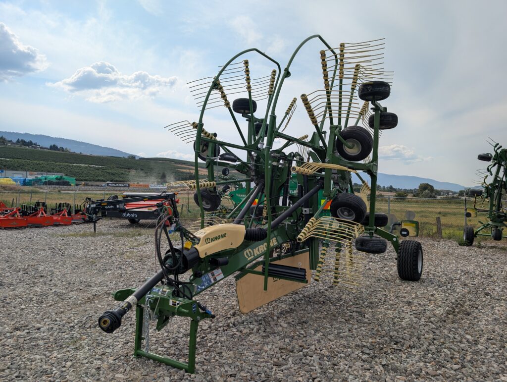Krone Swadro TC-880 Center-Delivery Rake 1