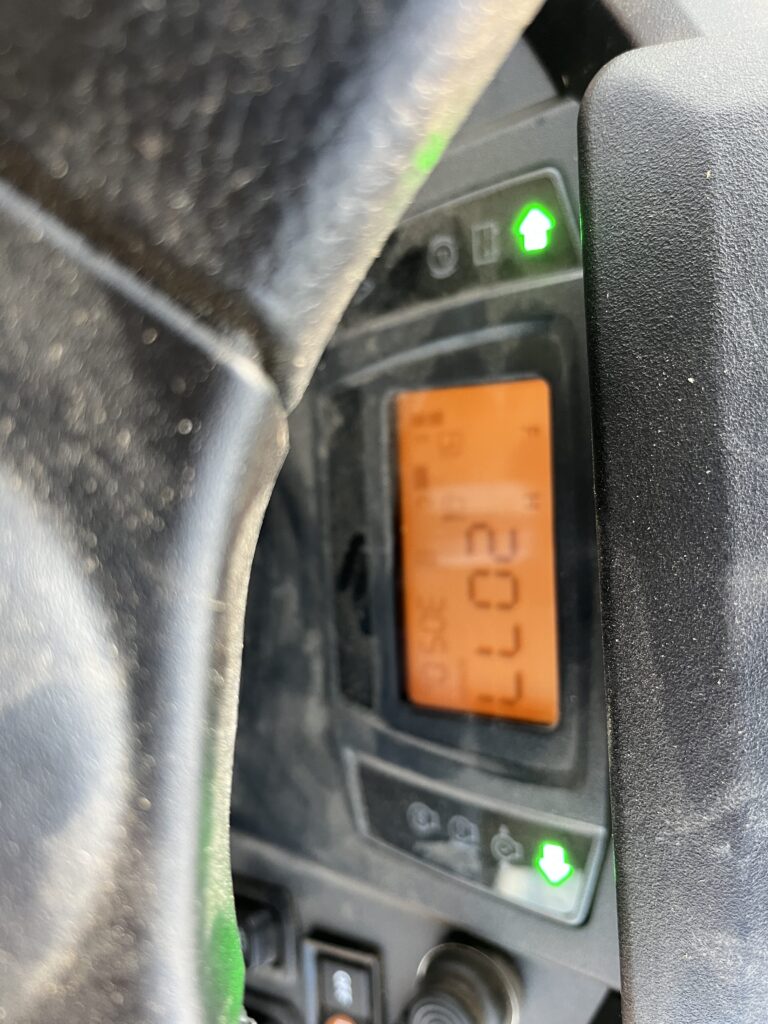 2023 Kubota LX2610 tractor 8