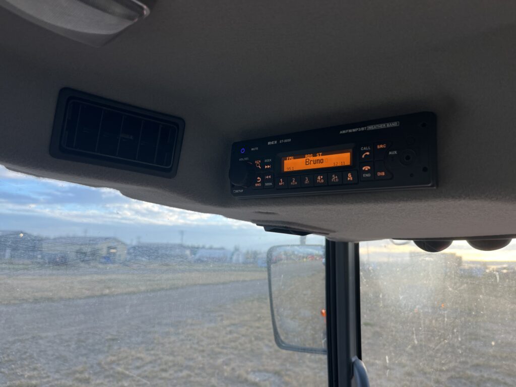 2023 Kubota LX2610 tractor 12