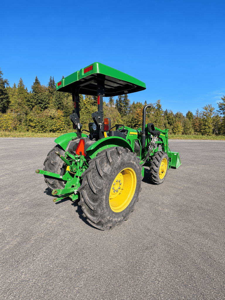 2018 John Deere 5045E 3