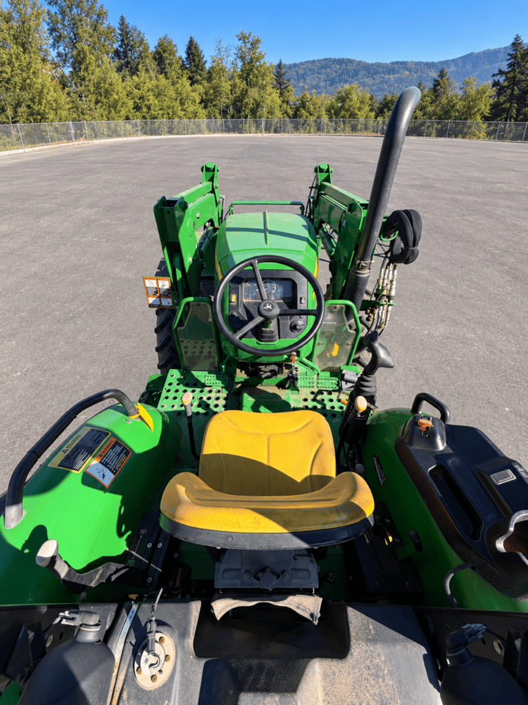 2018 John Deere 5045E 5