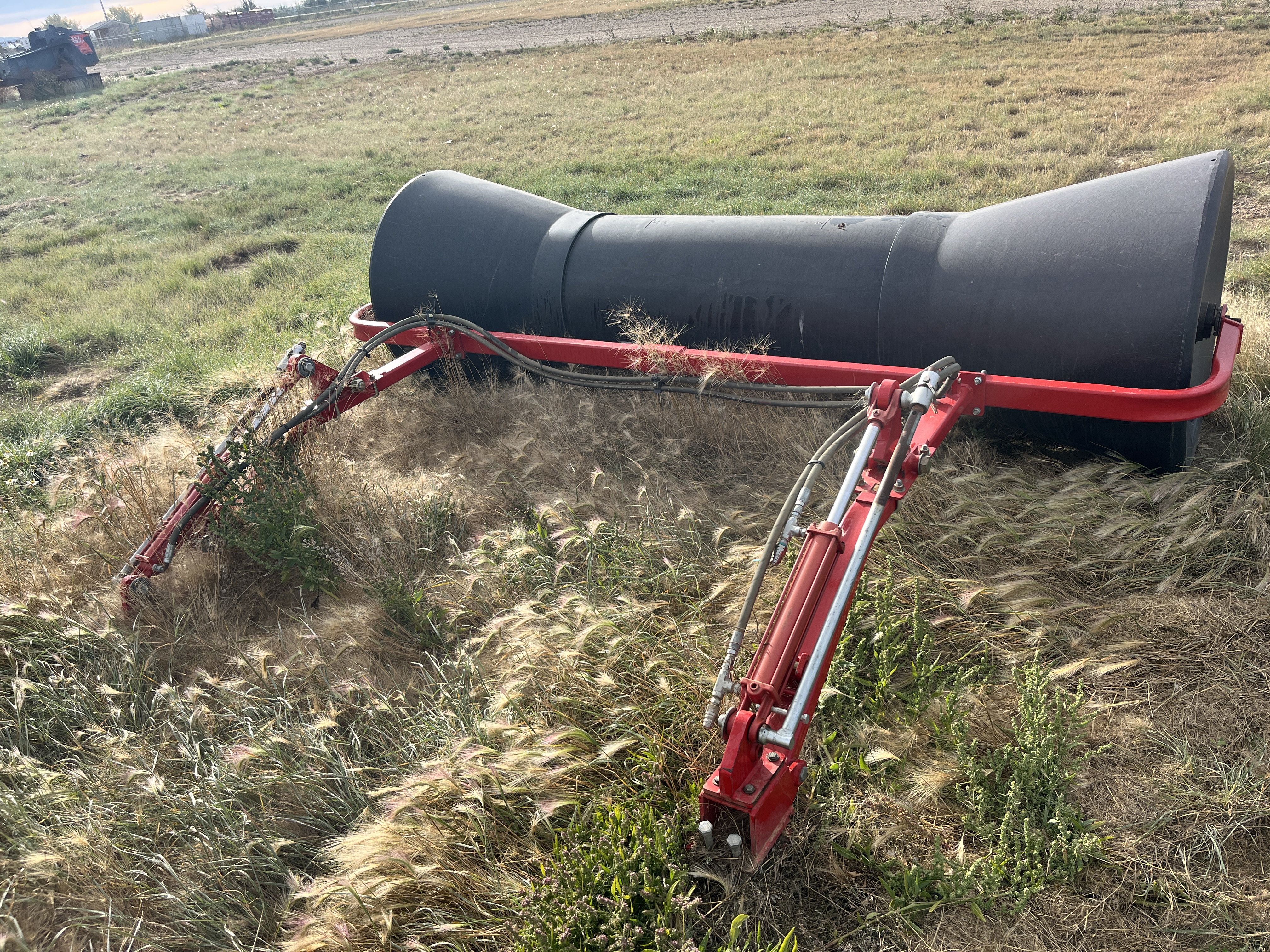 Freeform MT2000H Swath Roller 2