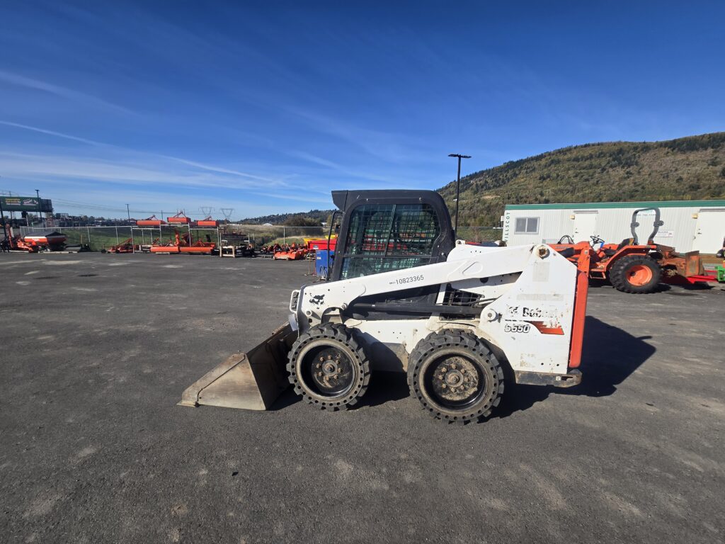 2018 Bobcat S550 Skid Steer 1