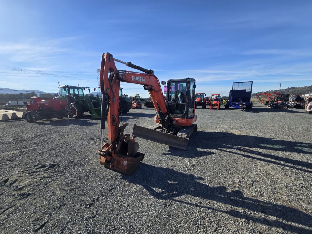 2018 Kubota KX040-4GTA Excavator with 6-Way Dozer Blade
