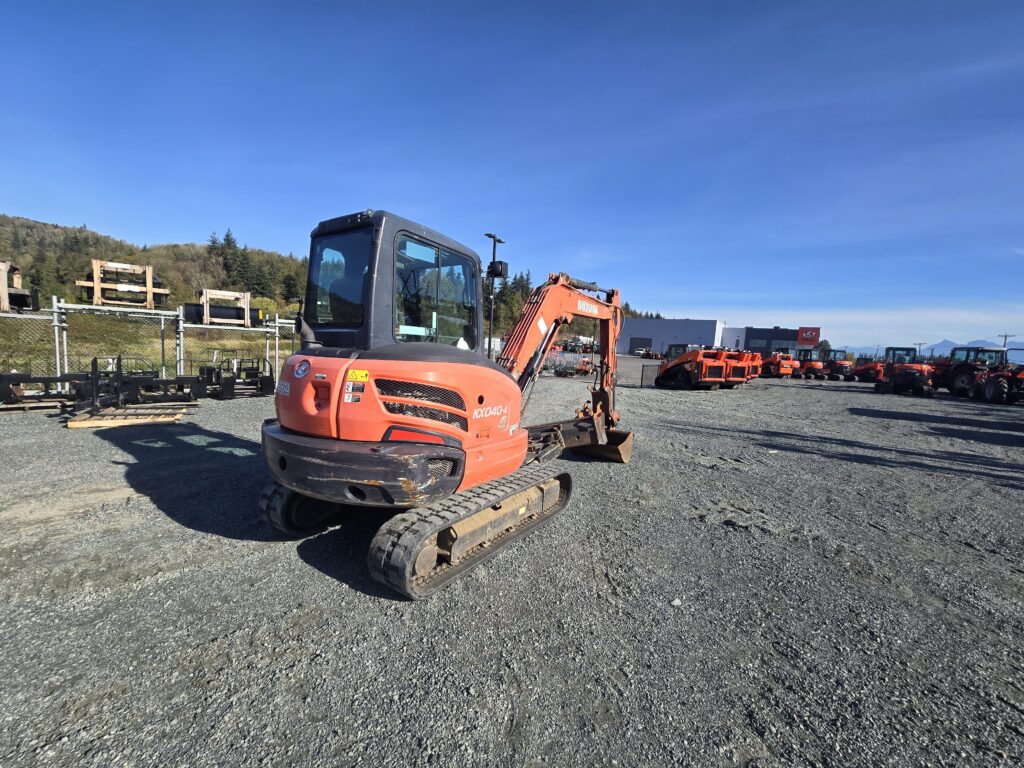 2018 Kubota KX040-4GTA Excavator with 6-Way Dozer Blade 4