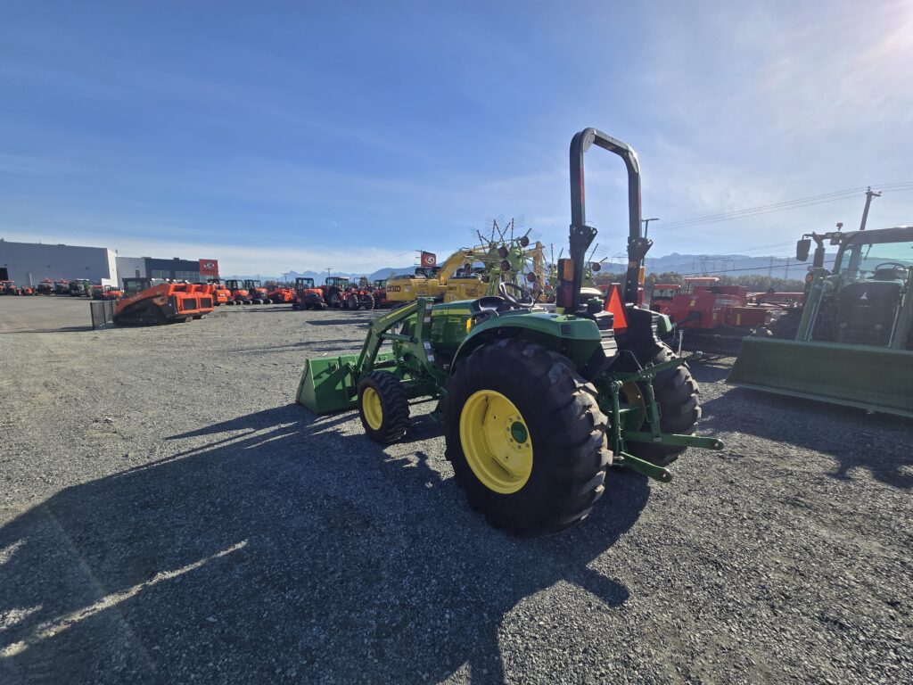 2019 John Deere 4044M Tractor with Loader 1