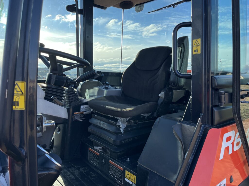 2022 Kubota  R640  Wheel Loader 5