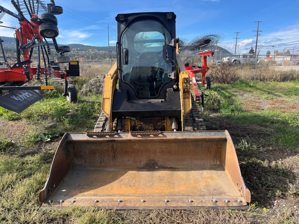 2013 CAT 259D track loader 1