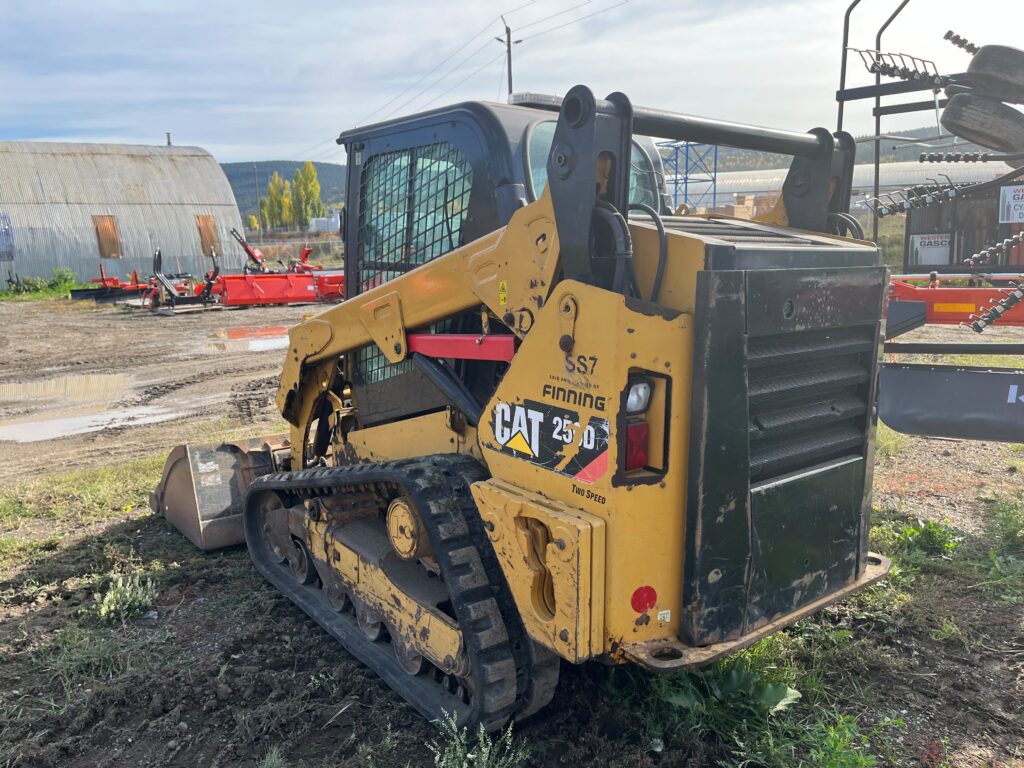 2013 CAT 259D track loader 5