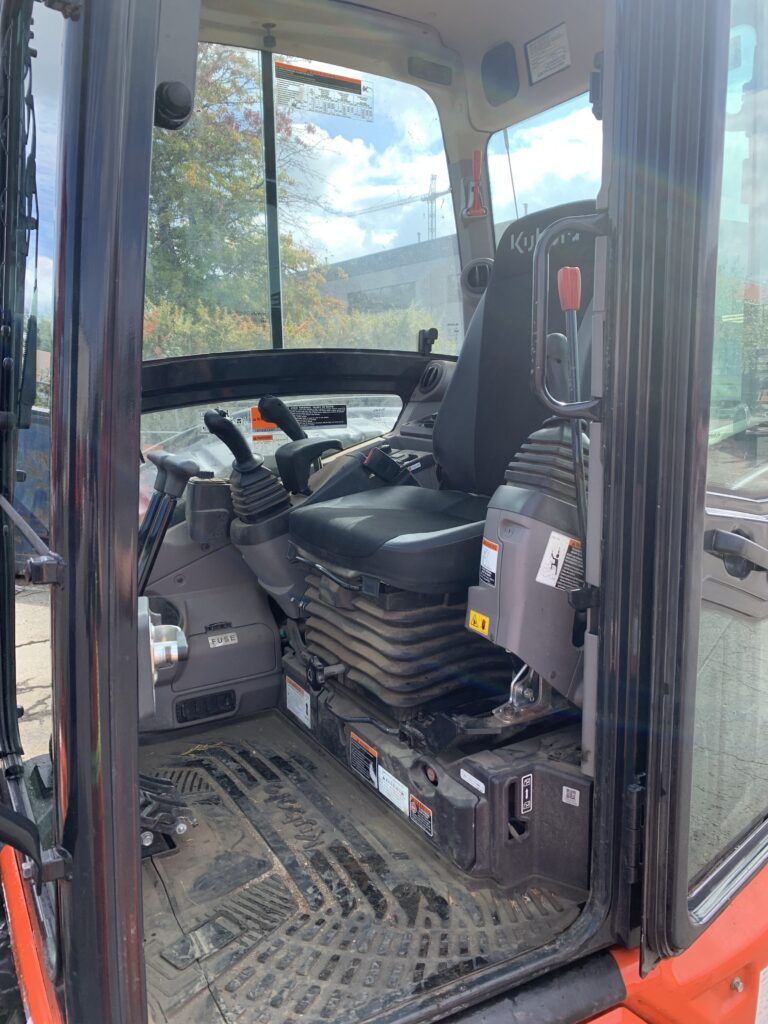 2023 U55-5 w/ Angle Blade, 715 Hours 7