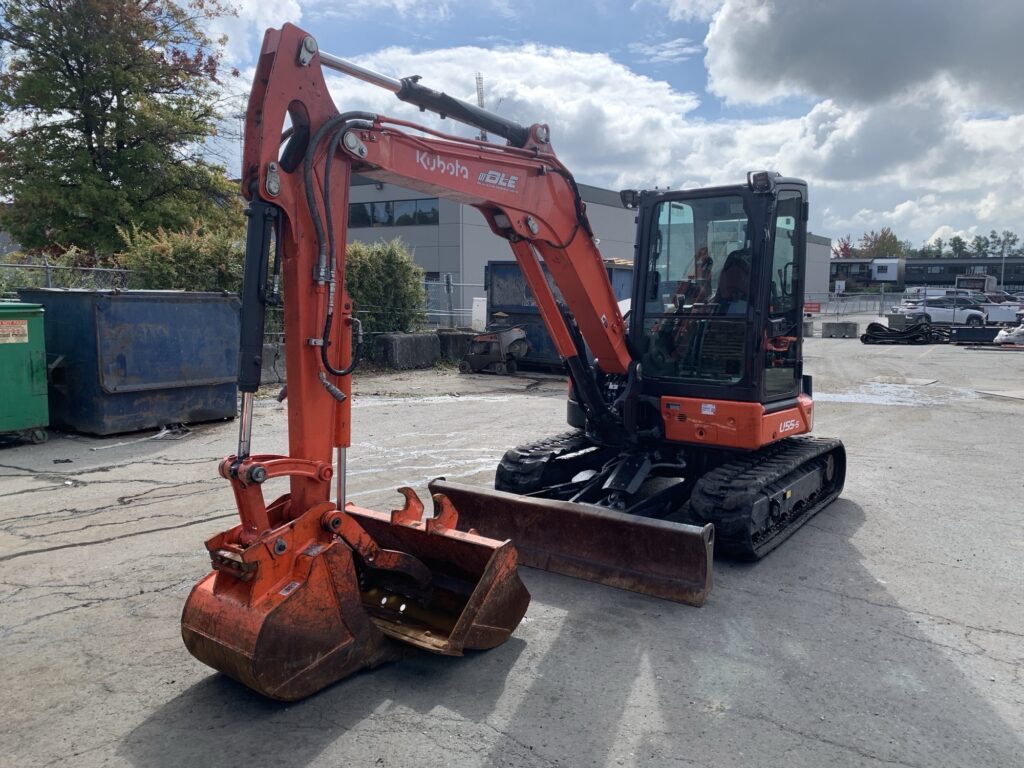 2023 U55-5 w/ Angle Blade, 715 Hours